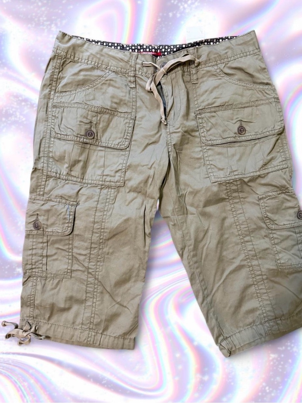 Y2K Women’s Cargo Shorts in Khaki – Casual Utility Style - Parachute